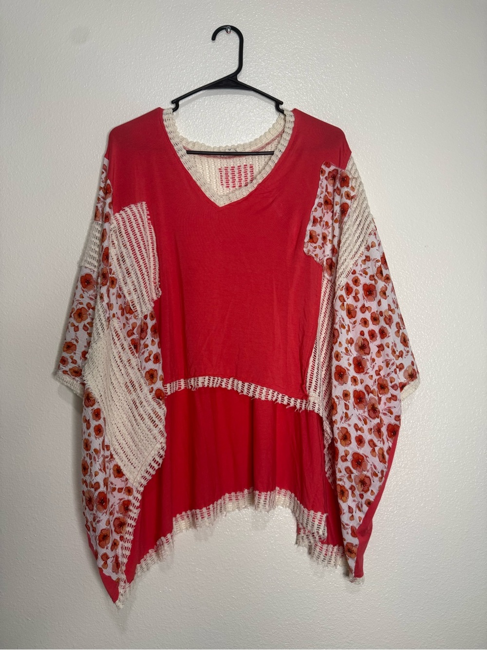 POL Coral V-Neck Top with Cream Crochet Trim (Box H) - Picture 5 of 10